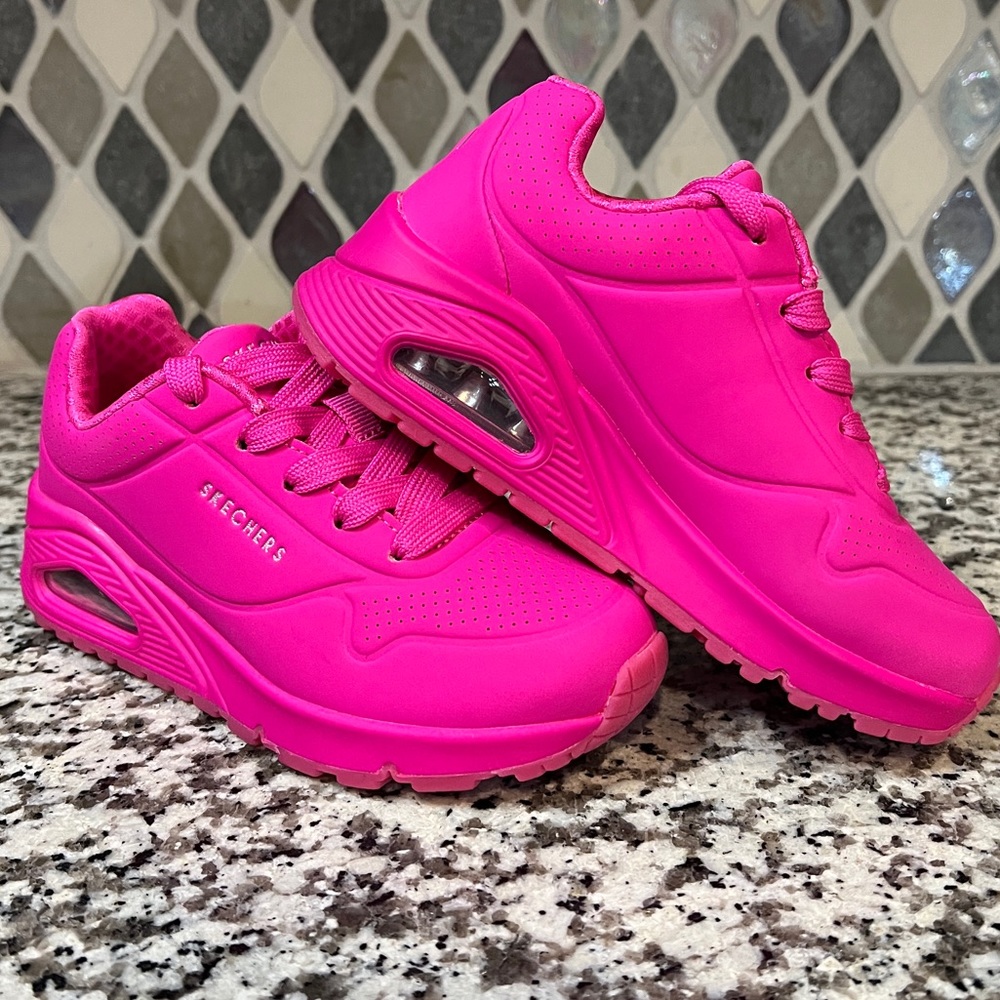 Skechers Street Uno Night Shades HOT PINK size 11 never worn